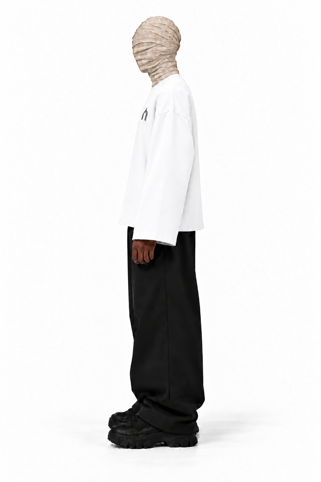 THE TRACE White — male side