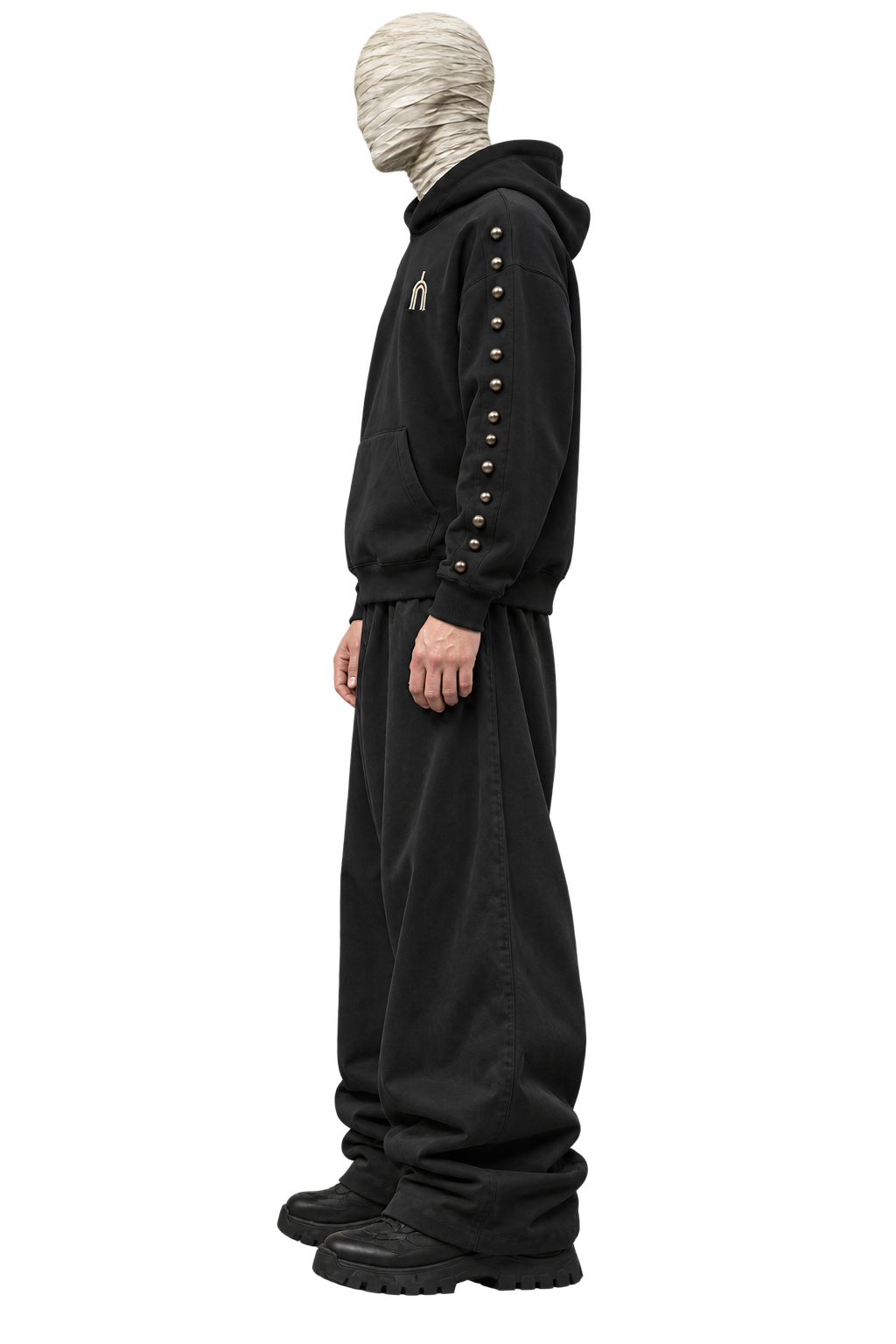 THE VEIL black — male side view hood down
